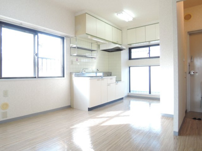 【居間・リビング】 | ローレルハイム