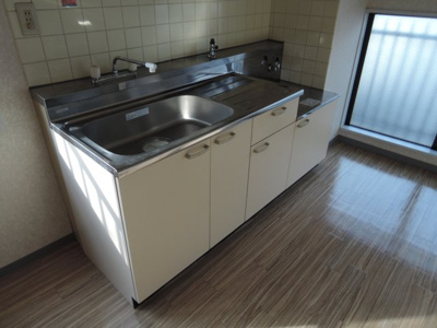 【キッチン】 | ローレルハイム