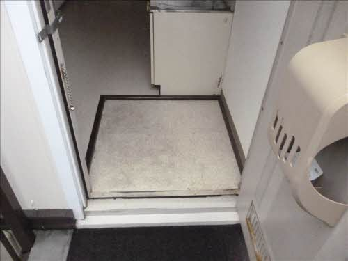 ペアハウス松尾の玄関