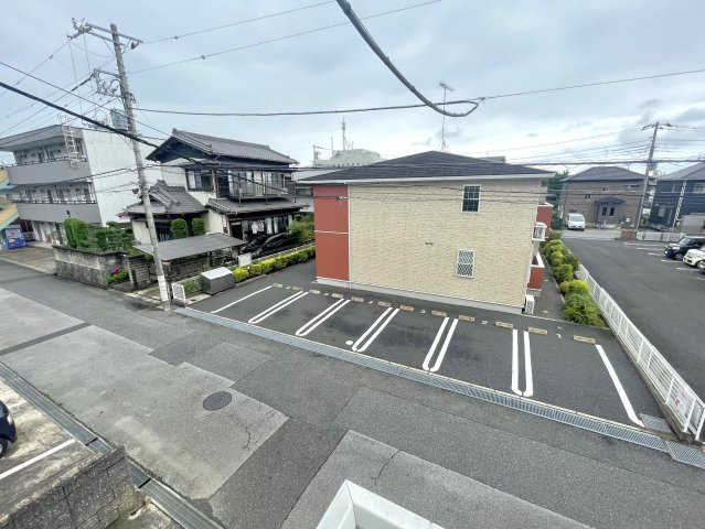 リバティの周辺