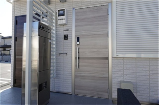 【玄関】 | カーサ ミカサ