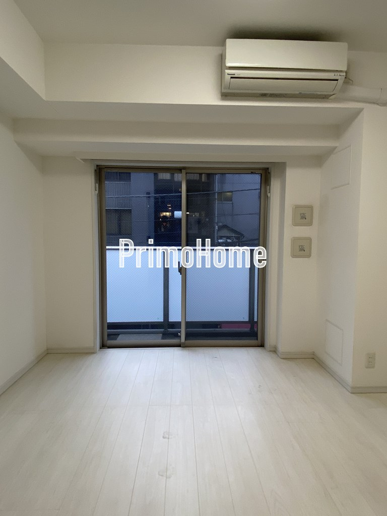 アイル銀座京橋壱番館の居間・リビング