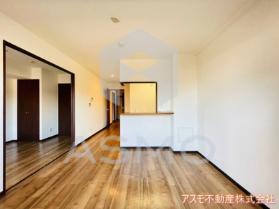 【居間・リビング】 | Crescent | 同マンション別部屋　参考写真