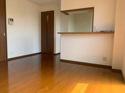 【居間・リビング】 | 半田ハイツ Ｄ | ＬＤＫ