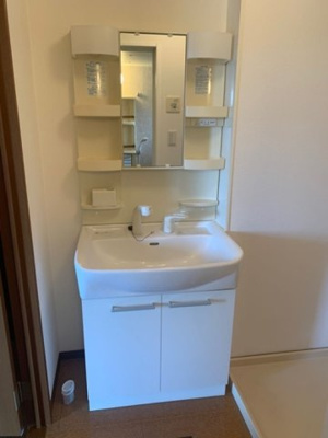 【独立洗面台】 | 半田ハイツ Ｄ | 洗髪洗面化粧台