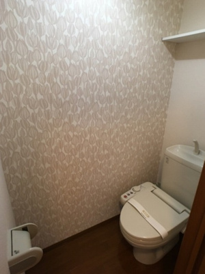 【トイレ】 | アンバサダーヒルズ Ｂ | 温水洗浄暖房便座のトイレ