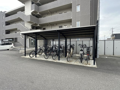 【その他共用部分】 | ソレイユガーデン | 駐輪場