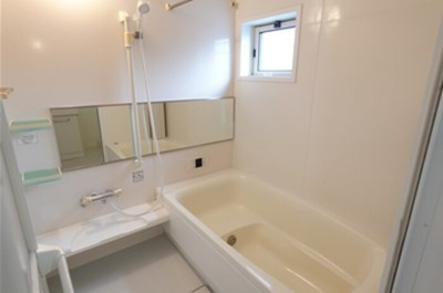 【洗面所】 | スパローハウス五番舘 Ａ | 換気暖房乾燥機付き浴室