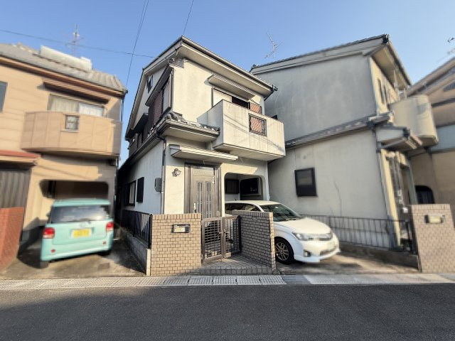 ◆２面バルコニーのため陽当り・通風良好◆全居室＆屋根裏収納あり◆城陽市市辺上芦原の外観|外観
