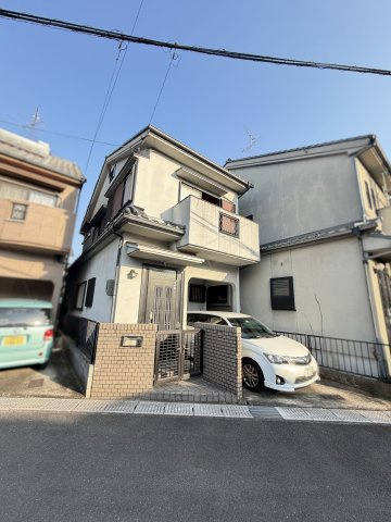 ◆２面バルコニーのため陽当り・通風良好◆全居室＆屋根裏収納あり◆城陽市市辺上芦原の外観|外観