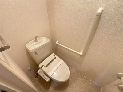 【トイレ】 | フォレストガーデン Ｂ | トイレ