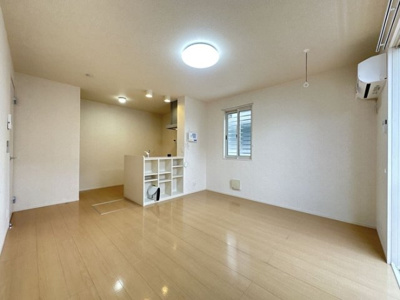 【居間・リビング】 | フォレストガーデン Ｂ | LDK