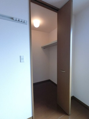 【収納】 | フローラルコート Ｂ | 洋室 ウォークインクローゼット