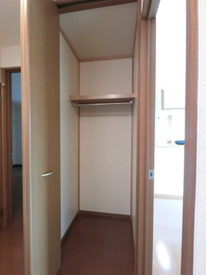 【玄関】 | フローラルコート Ｂ | 玄関 収納物入