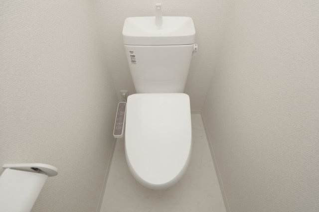 b'CASA KOIWA 2ndのトイレ