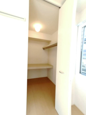 【洋室】 | パステルコート | 洋室・ウォークインクローゼット