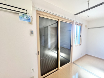 【バルコニー】 | モナリエ御幸本町 | シャッター雨戸