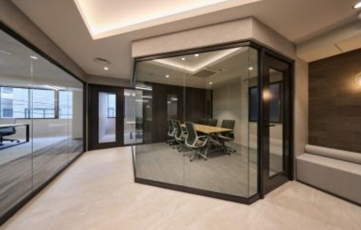 台東区台東１丁目のビル