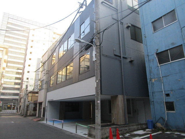 台東区台東１丁目のビル