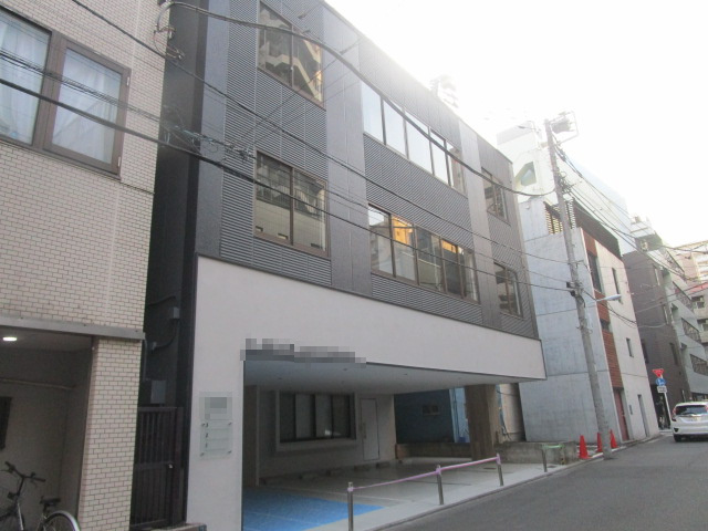 台東区台東１丁目のビル