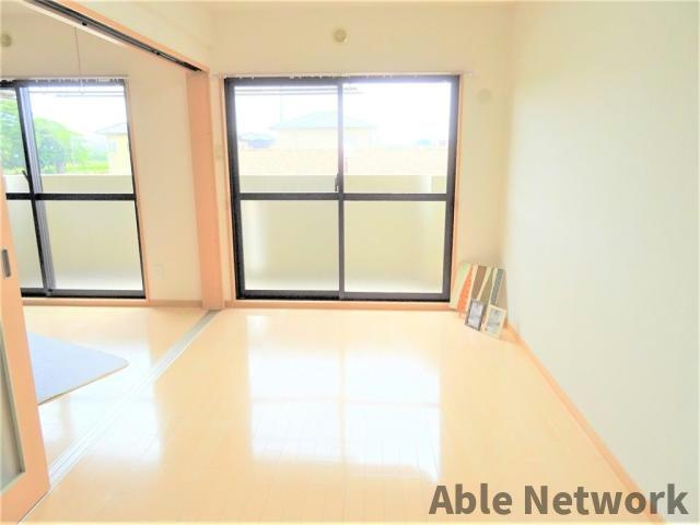 ファミールヴィラ深芝Ⅰ　の洋室|日当たり良好