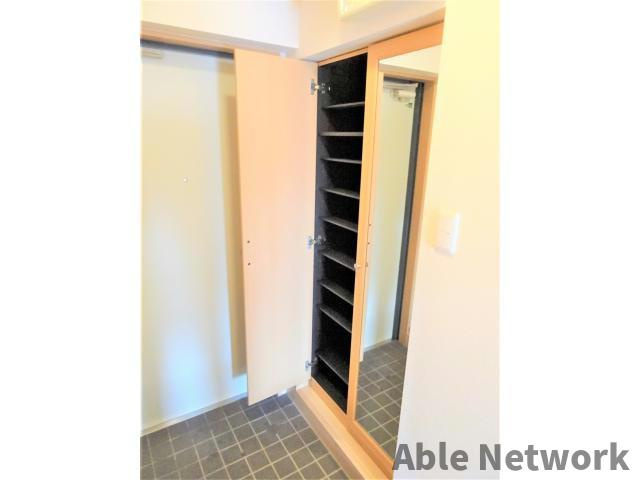 ファミールヴィラ深芝Ⅰ　の玄関|シューズボックス