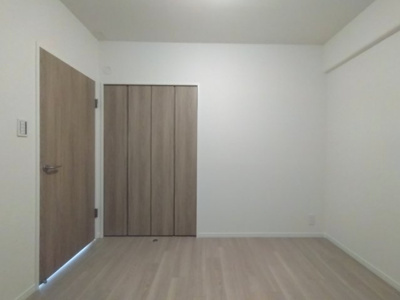 【洋室】 | 浜甲子園グリーンマンション | コンパクトで使いやすい洋室です