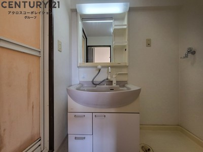 独立洗面化粧台付きでおすすめです！
