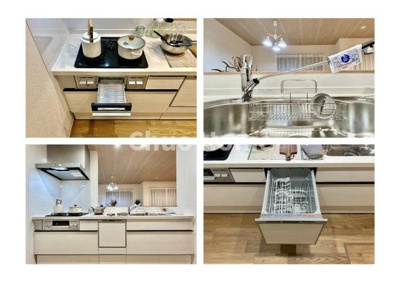 【キッチン】 | 江戸川区一之江6丁目新築分譲住宅 | 【システムキッチン】ワイドで収納豊富な使い勝手の良いカウンターキッチンには、食洗器や伸縮タイプのキッチン水栓、三ツ口コンロ・魚焼きグリルなどの便利な設備が標準完備されています。