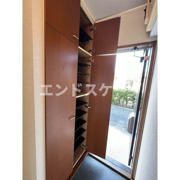 ラグーナBの玄関|高崎、前橋のお部屋探しはエンドスケープまで！お客様の理想お聞かせ下さい♪