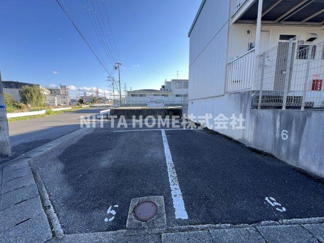 ビューティパレスの駐車場|敷地内に駐車場スペースがあります！(※要確認)