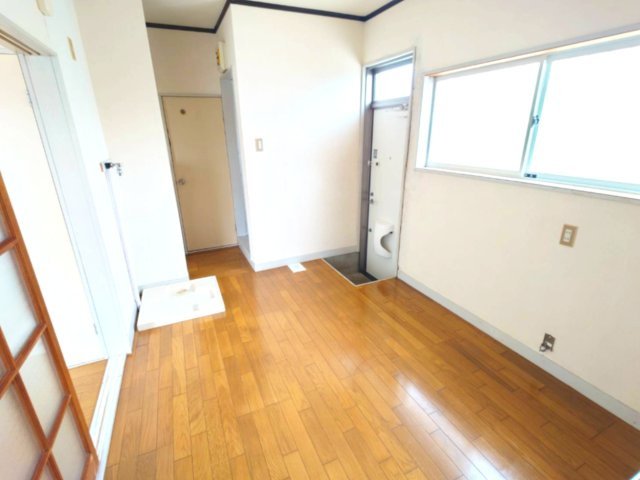 マウンテンハイツの居間・リビング|Ｋ4.5帖