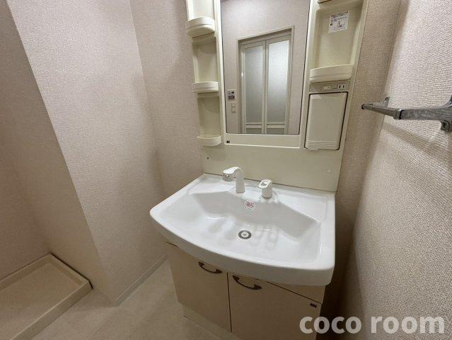 クレッシェンドの独立洗面台