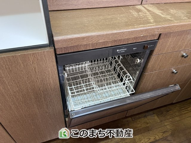 宇都宮市上戸祭町　中古戸建のキッチン|ビルトイン食器洗乾燥機付きで片付けも楽です♪