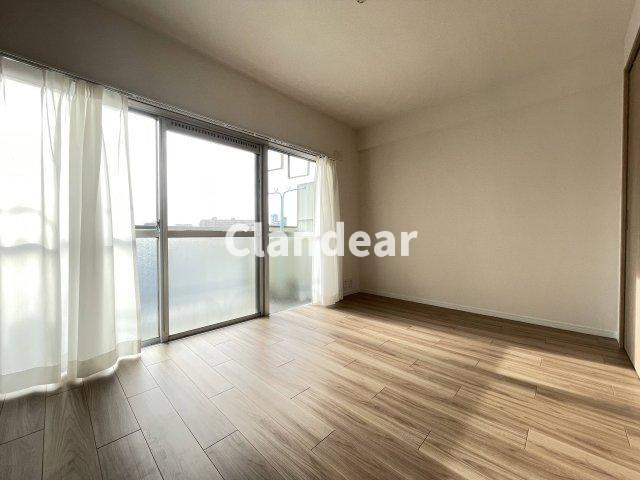 関屋ステーションハイツの洋室|ドキドキの新生活も、安心してスタート。ぴったりの住まいを見つけませんか？クランディアが一緒に住まい選びをサポートします‼　まずは、お気軽にお問合せください　＃クランディア