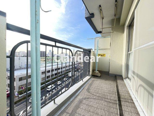 関屋ステーションハイツのバルコニー|ドキドキの新生活も、安心してスタート。ぴったりの住まいを見つけませんか？クランディアが一緒に住まい選びをサポートします‼　まずは、お気軽にお問合せください　＃クランディア