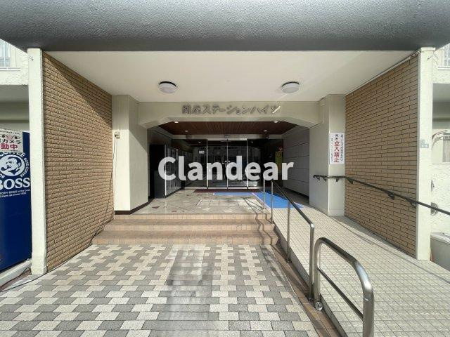 関屋ステーションハイツのエントランス|ドキドキの新生活も、安心してスタート。ぴったりの住まいを見つけませんか？クランディアが一緒に住まい選びをサポートします‼　まずは、お気軽にお問合せください　＃クランディア