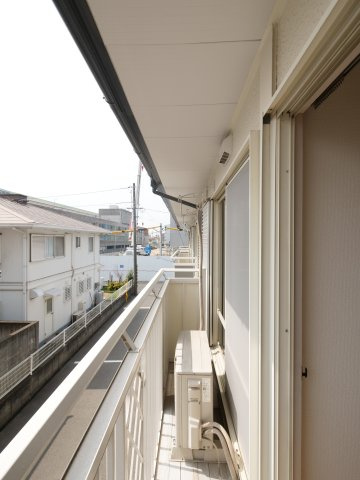 山陽コーポ豊成のバルコニー