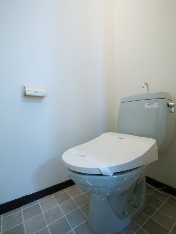 山陽コーポ豊成のトイレ|※写真は別の部屋のものです。