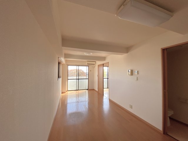 ファインコートの居間・リビング|他お部屋の写真となります。