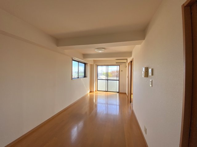 ファインコートの居間・リビング|他お部屋の写真となります。