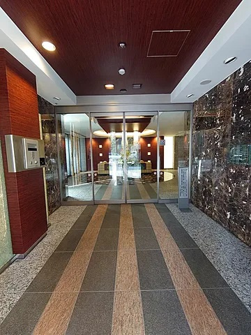 アデニウム東日本橋のロビー