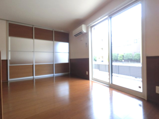 【居間・リビング】