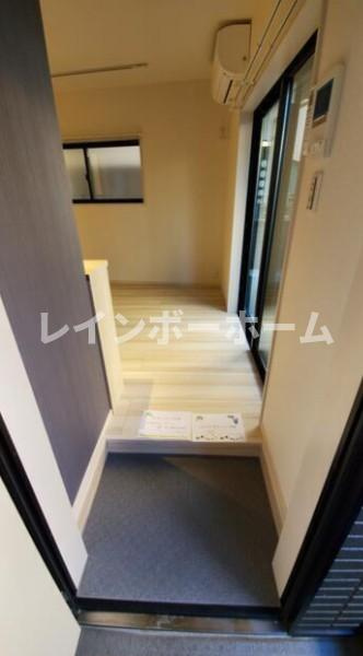 MELDIA江北の玄関