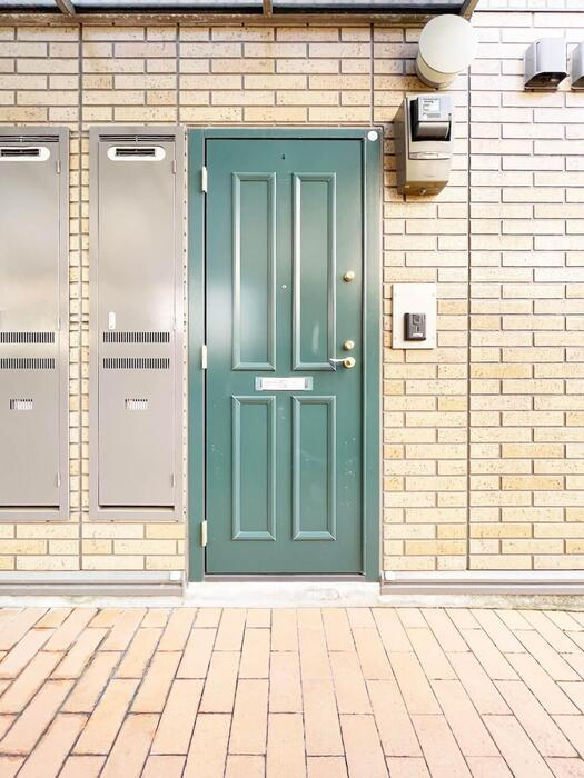 ローズコート美園の玄関