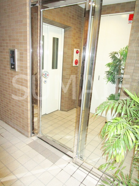 ソフィアコートのロビー|建物入り口です！