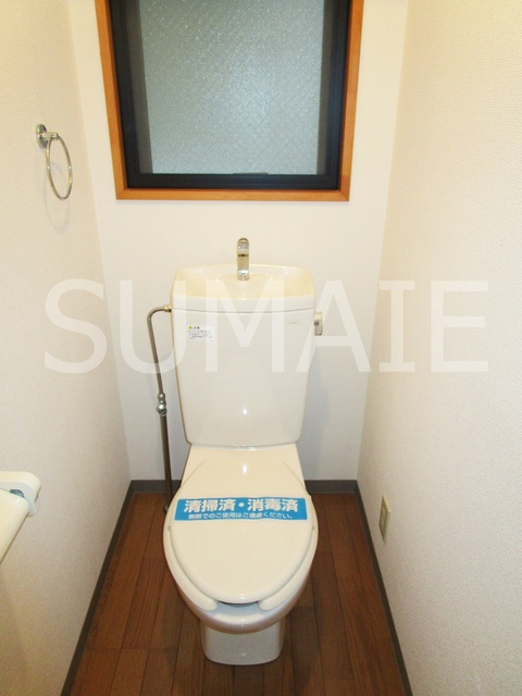 ソフィアコートのトイレ|窓付きのトイレです！