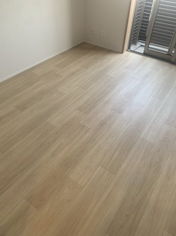 サニーウェルの内装|広々とした洋室です