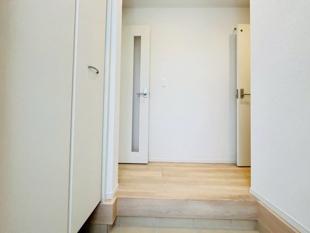 ♥♥糸満市喜屋武　第6-3号棟（全3棟）の玄関