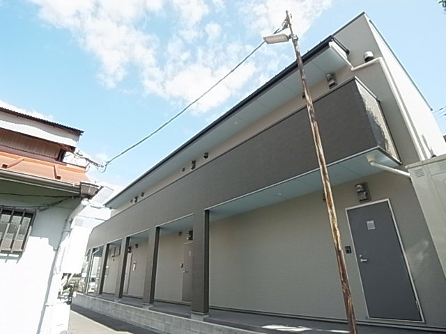 神戸市長田区浜添通１丁目のアパートの外観